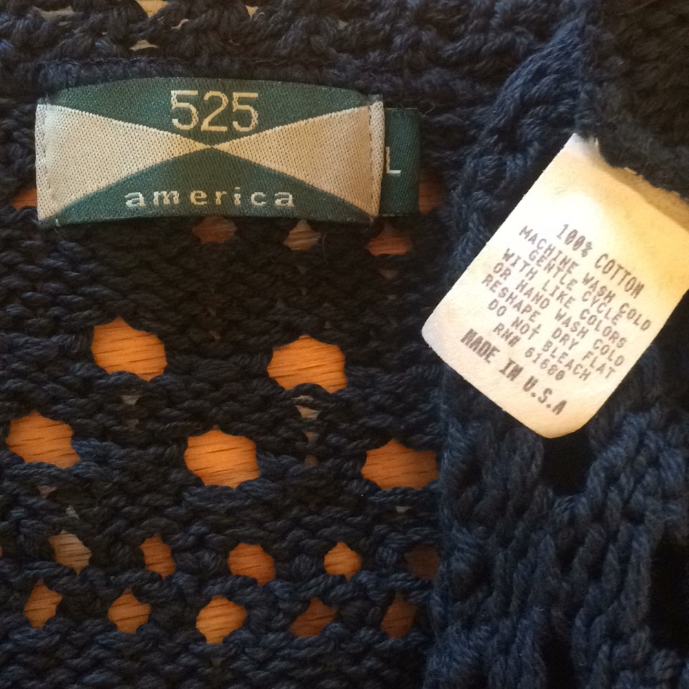 525 America crocheted sweater - Picture 5 of 8